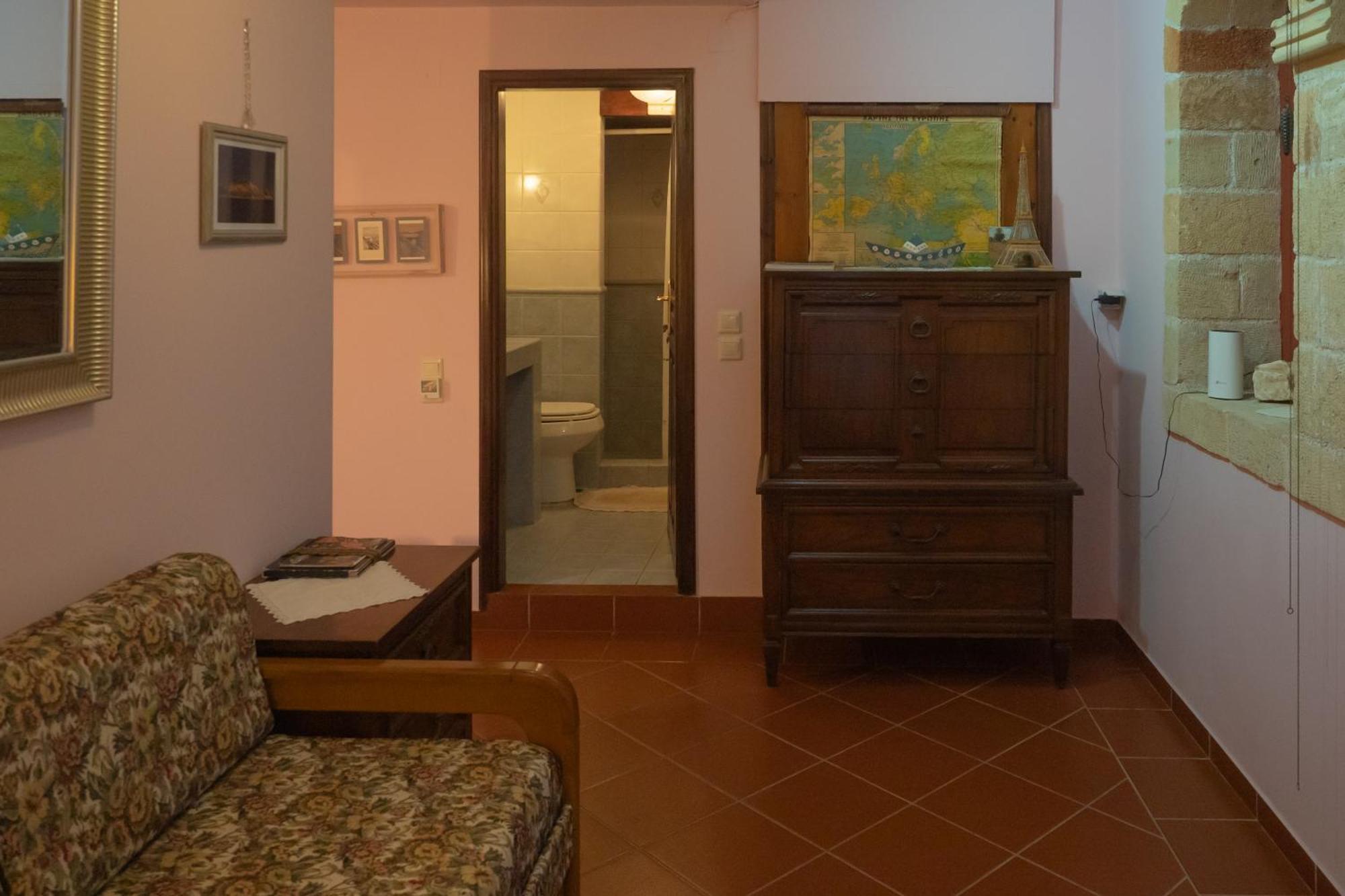 Private Art Studio 50M From Sea Monemvasía Exterior foto